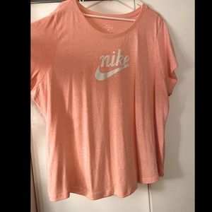 Nike crew neck Tshirt